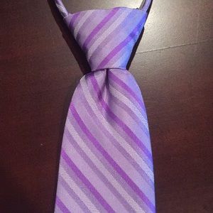 Boys tie